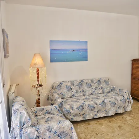 Antonietta - Spazioso Trilocale Centralissimo * Grado