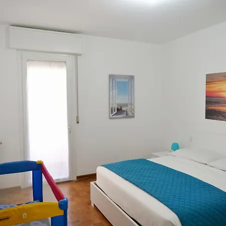 Antonietta - Spazioso Trilocale Centralissimo Grado